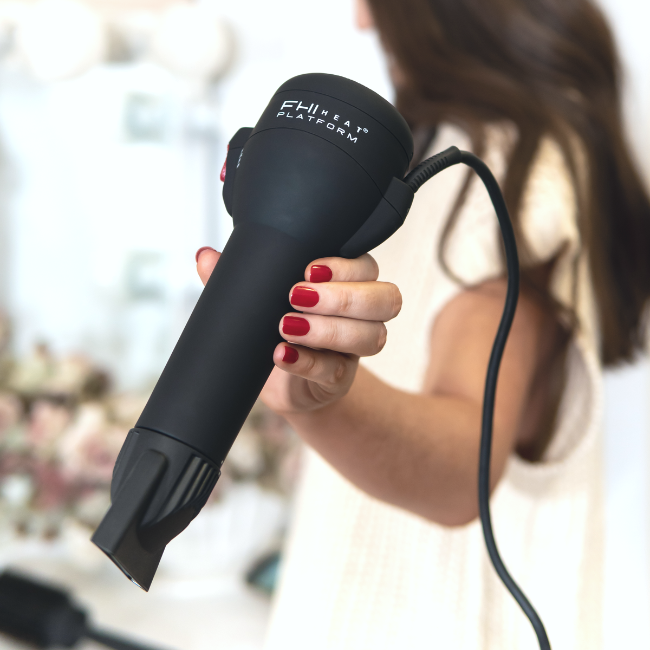 BLACK & DECKER HAIR DRYER PX2 1200W 1200 watts of power dries the hair  quickly 2 heat and speed settings gives the right setting for the right  hair Dual volt travel option